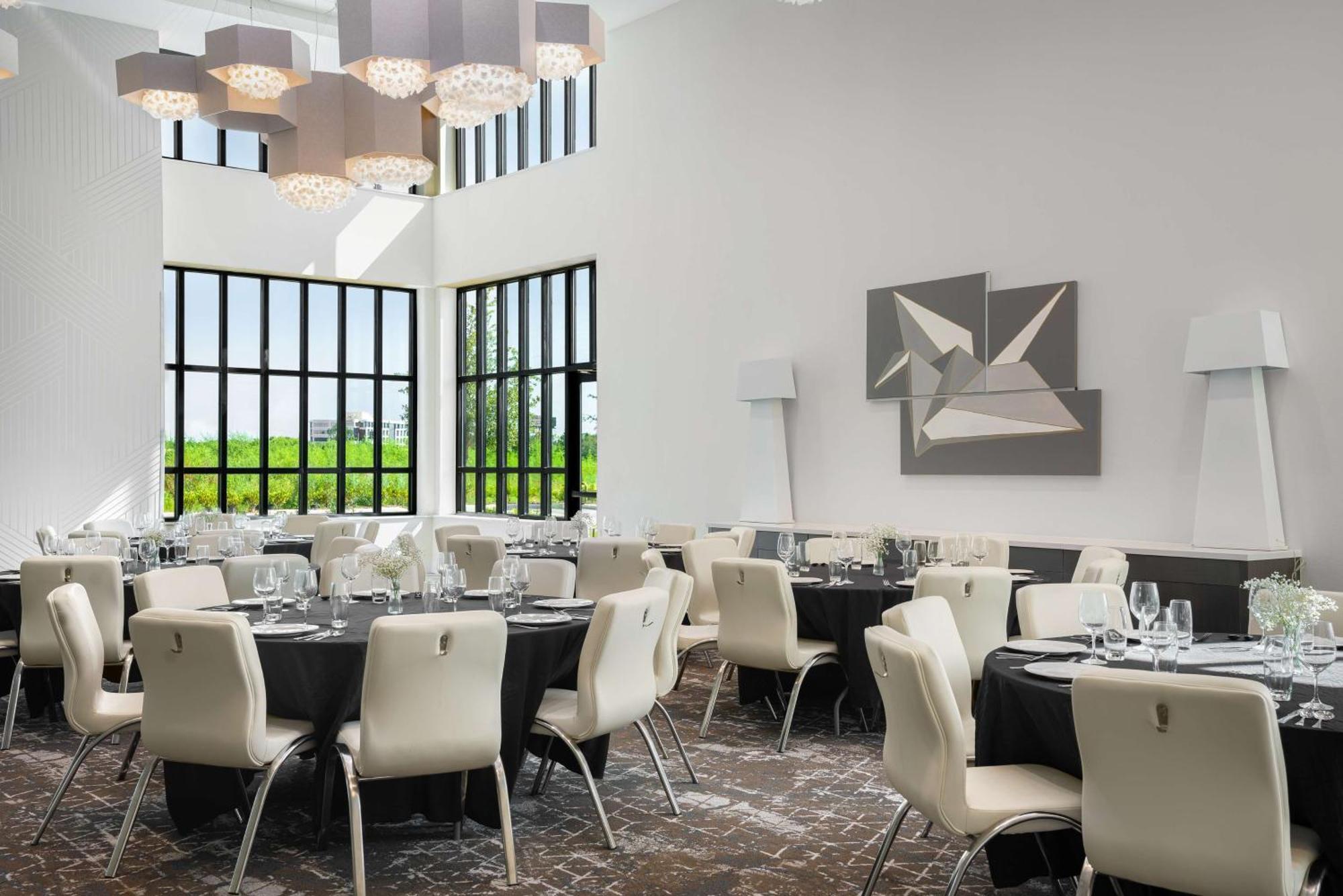 Hilton Garden Inn Orlando I-4 Millenia Blvd Mall Екстер'єр фото