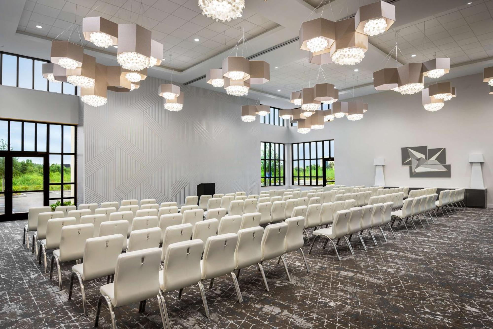 Hilton Garden Inn Orlando I-4 Millenia Blvd Mall Екстер'єр фото